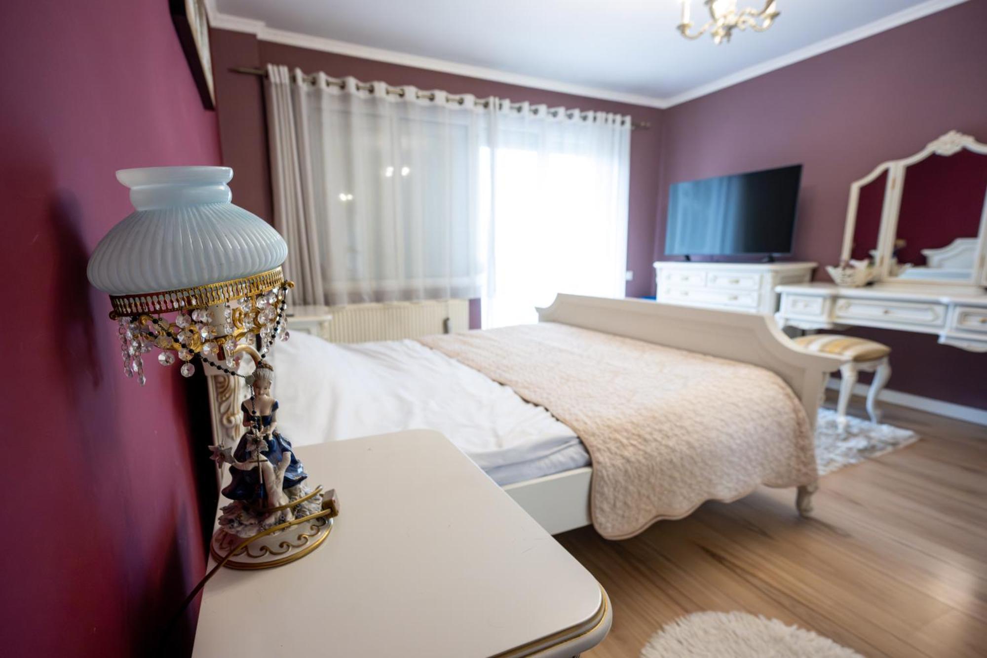 Chios Lake Apartament Cluj-Napoca Ngoại thất bức ảnh